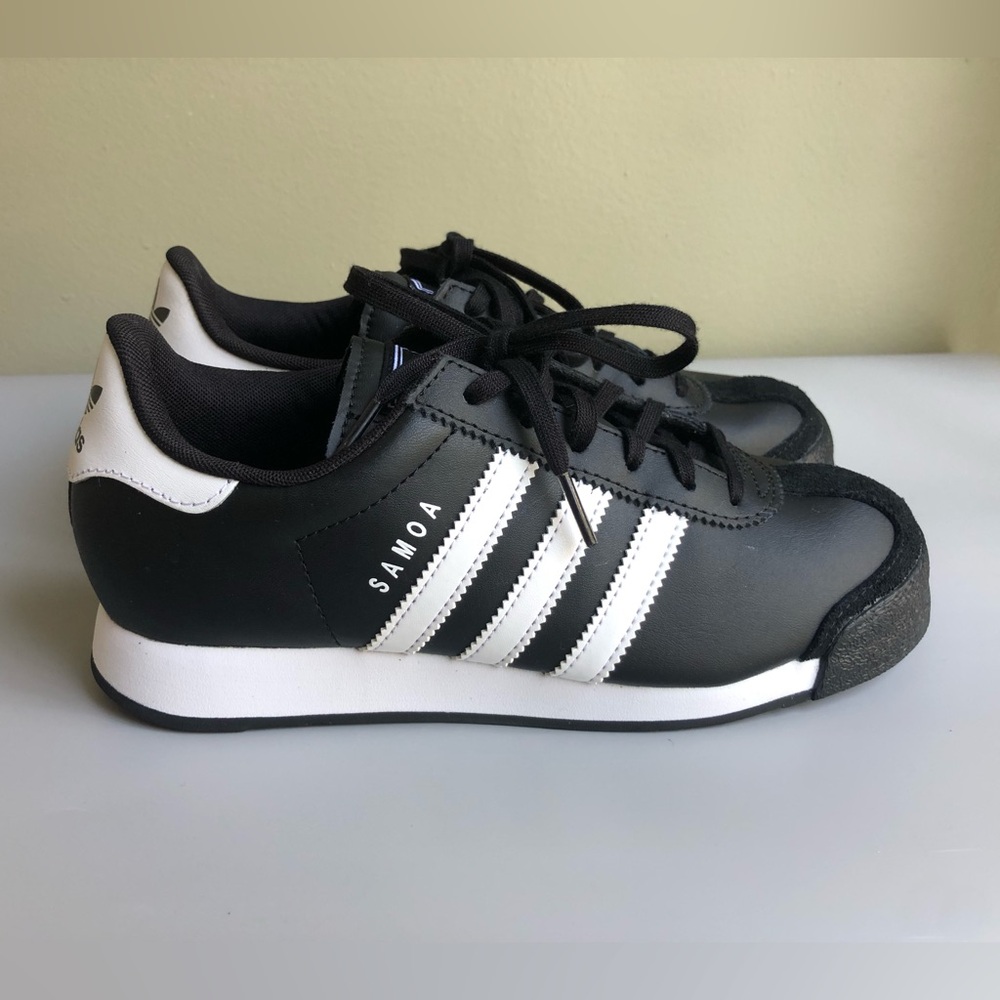 Adidas Kids' Samoa Sneaker Youth Size: US 4.5 EUR 36